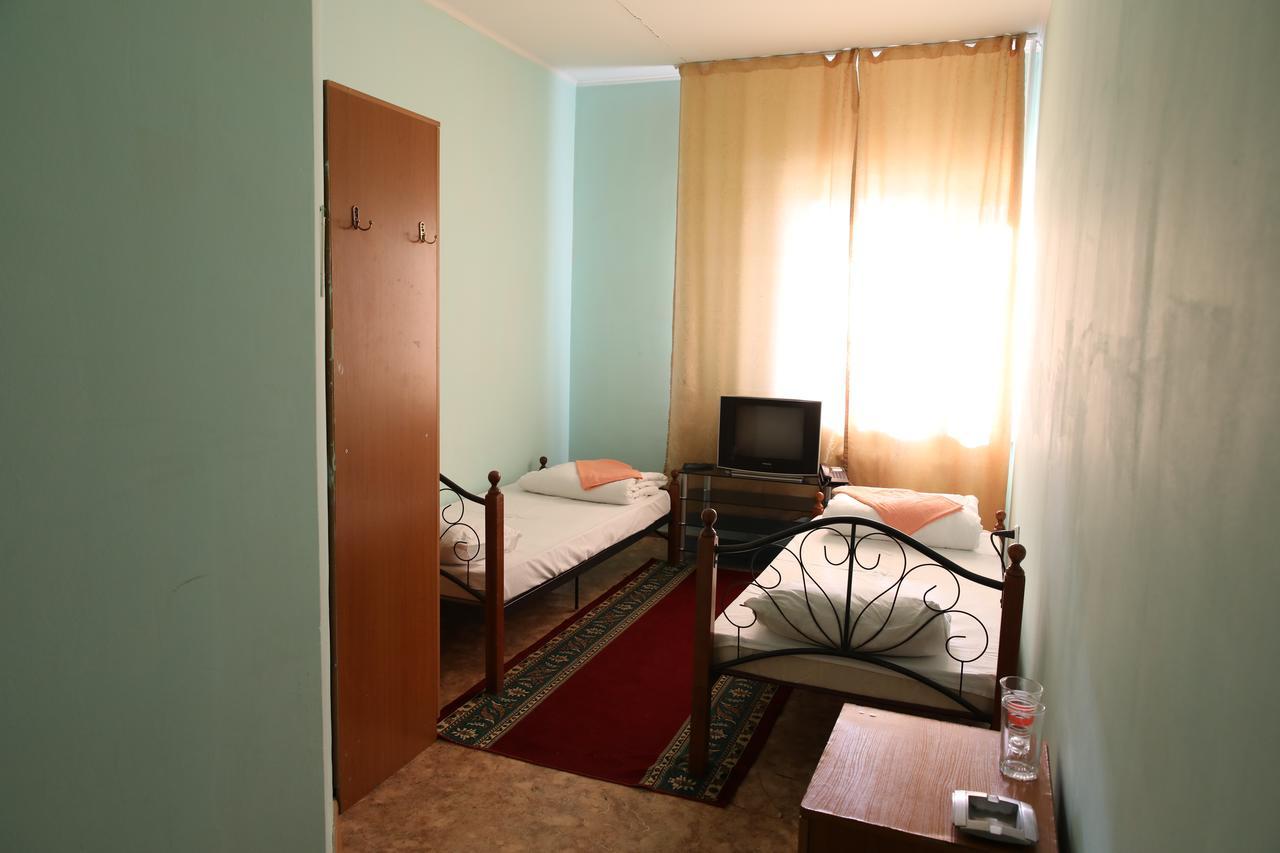 Hotel Alkuat Αστάνα Εξωτερικό φωτογραφία
